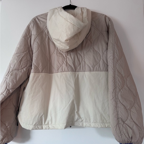 Quilted Puffer Jacket - Picture 6 of 11
